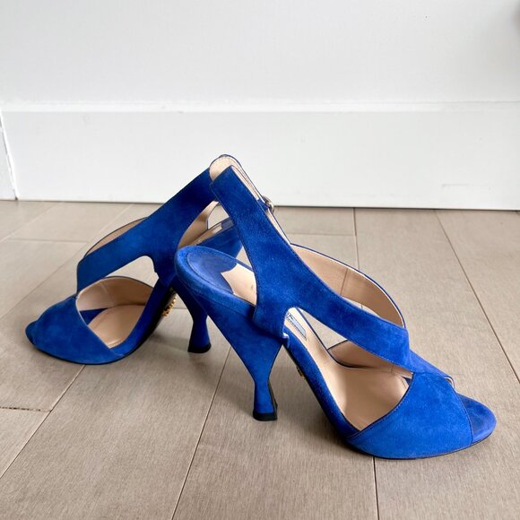 Prada Blue Velvet Heels w/ original box - Picture 4 of 13